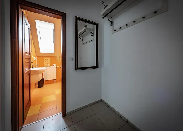 Vendégház Yst Family Center & Restaurant *